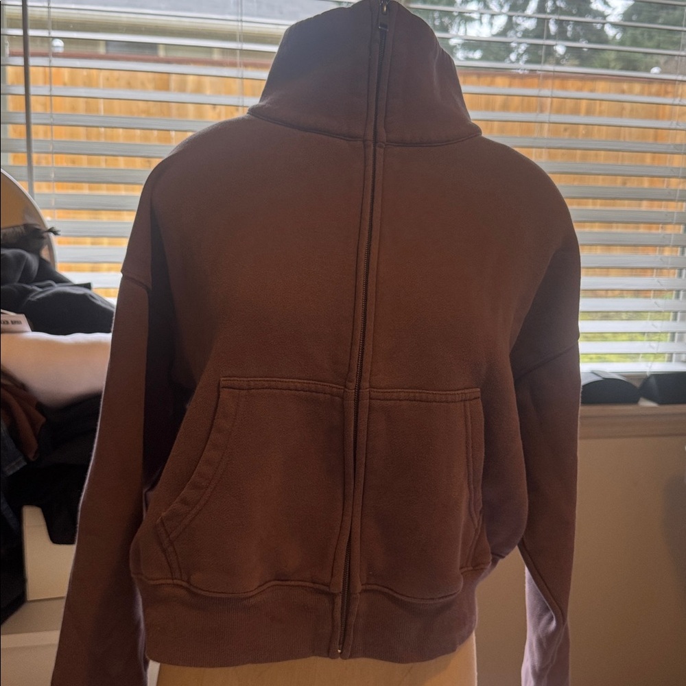 Aritzia TNA purple Zip-Up Sweatshirt - Picture 3 of 6